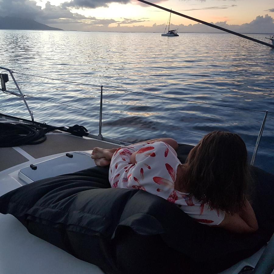 2 Nuits Insolites & 1 Excursion Voile A Bord Du Voilier Mori Ora Moorea Luaran gambar