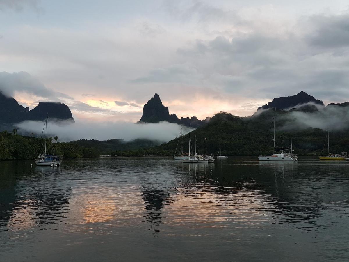 2 Nuits Insolites & 1 Excursion Voile A Bord Du Voilier Mori Ora Moorea Luaran gambar
