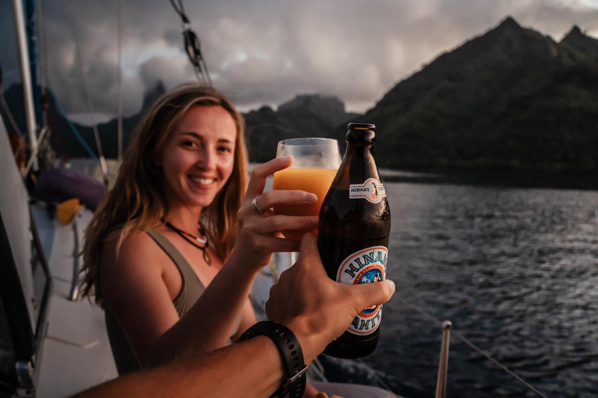 2 Nuits Insolites & 1 Excursion Voile A Bord Du Voilier Mori Ora Moorea Luaran gambar