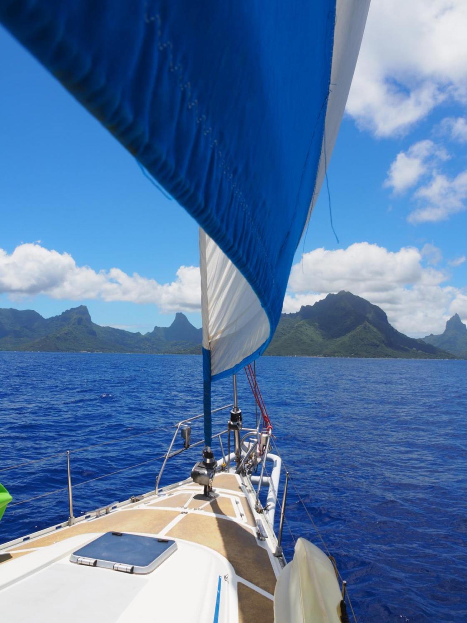 2 Nuits Insolites & 1 Excursion Voile A Bord Du Voilier Mori Ora Moorea Luaran gambar